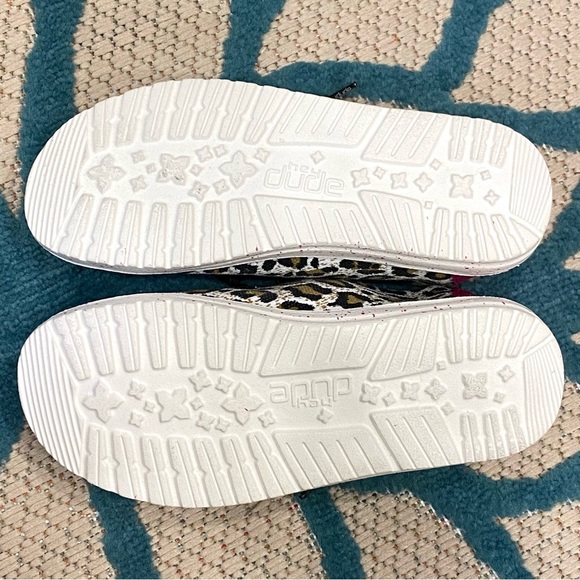 Hey Dude Wendy Youth Cheetah Kid’s Slip On Shoes - Picture 6 of 6